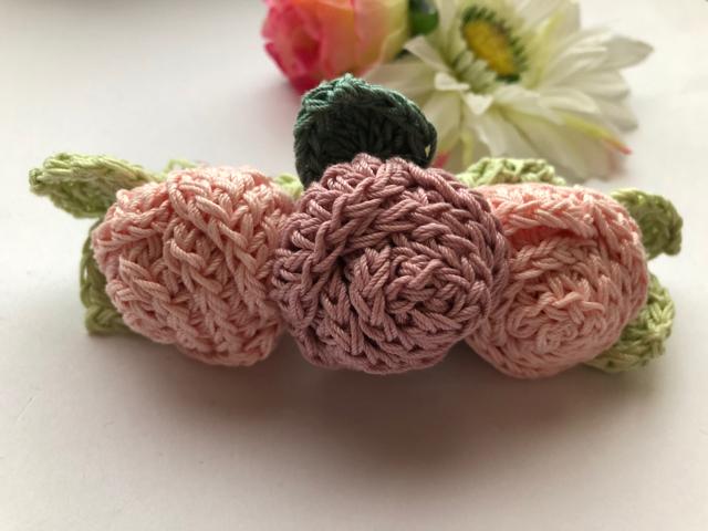 ハンドメイド バレッタ レース糸で編んだ巻き巻き薔薇♪ < 女性ファッション  ハンドメイド バレッタ レース糸で編んだ巻き巻き薔薇♪  < 女性ファッションの