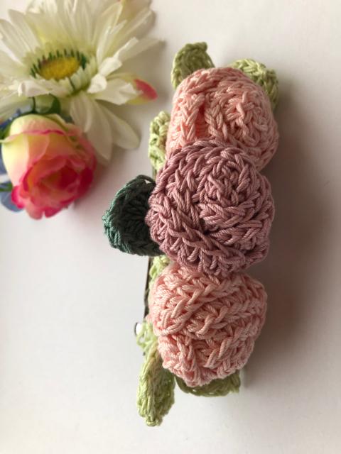 ハンドメイド バレッタ レース糸で編んだ巻き巻き薔薇♪ < 女性ファッション  ハンドメイド バレッタ レース糸で編んだ巻き巻き薔薇♪ < 女性ファッションの