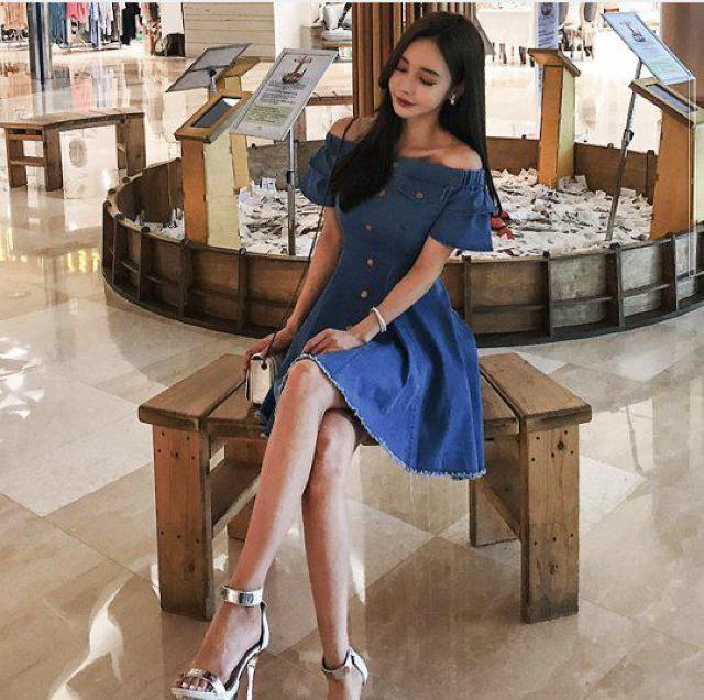 大きいサイズ、デニム地オフショルダー半袖ワンピ5L < 女性ファッション  大きいサイズ、デニム地オフショルダー半袖ワンピ5L < 女性ファッションの