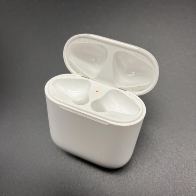 即決 Apple アップル AirPods エアーポッズ 充電ケース A1602 < 家電/AV  即決 Apple アップル AirPods エアーポッズ 充電ケース A1602 < 家電/AVの