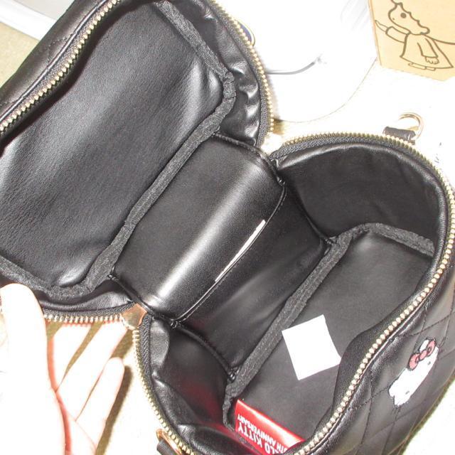 お買い得☆未使用タグ付☆ RESEXXY*バニティバッグチェーンショルダーバッグ(ブラック)ハローキティ50周年 < おもちゃ  お買い得☆未使用タグ付☆ RESEXXY*バニティバッグチェーンショルダーバッグ(ブラック)ハローキティ50周年 < おもちゃの