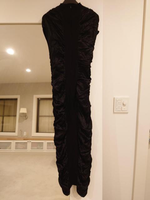 ザラ 黒ロングニットワンピース  Мサイズ < 女性ファッション  ザラ 黒ロングニットワンピース  Мサイズ < 女性ファッションの