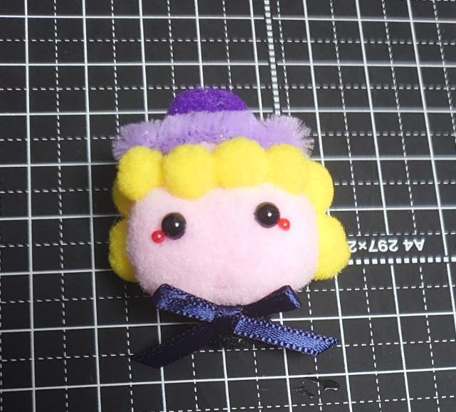 ハンドメイド♪ポンポンフェイスブローチ★ハロウィンver★魔女っ子 < ペット/手芸/園芸  ハンドメイド♪ポンポンフェイスブローチ★ハロウィンver★魔女っ子 < ペット/手芸/園芸の