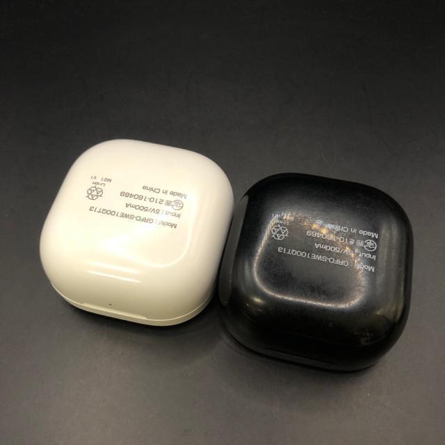 即決 ワイヤレスイヤホン 充電ケースのみ 2個 GRFD-SWE100QT13 < 家電/AV 即決 ワイヤレスイヤホン 充電ケースのみ 2個 GRFD-SWE100QT13 < 家電/AVの