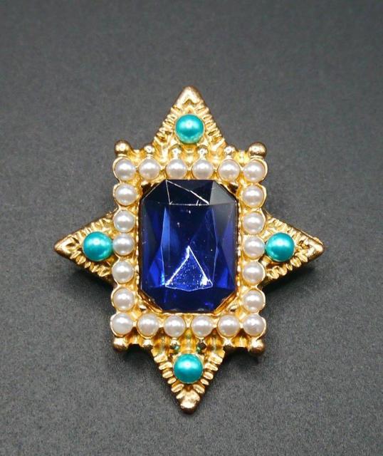 新品アンティーク調きらきらストーン フェイクパール ヴィクトリアンブローチ < 女性アクセサリー/時計 新品アンティーク調きらきらストーン フェイクパール ヴィクトリアンブローチ < 女性アクセサリー/時計の