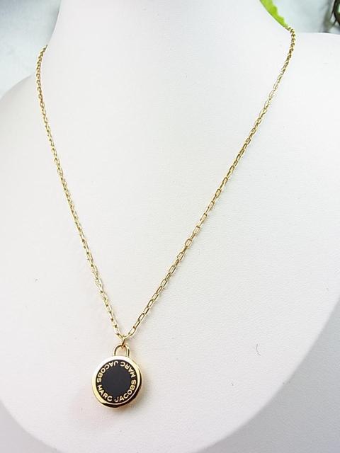 �����Ǖi�@���K�i�E�V�i���lMARC JACOBS�i�}�[�N�W�F�C�R�u�X�j �l�b�N���X�^�u���b�N �~ �S�[���h�J���[ �� �u�����h�� 