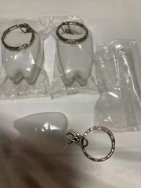 未使用ボシュロムコンタクト保存ケース5個/新品未開封歯科医院のフロス2個 < ヘルス/ビューティー 未使用ボシュロムコンタクト保存ケース5個/新品未開封歯科医院のフロス2個 < ヘルス/ビューティーの