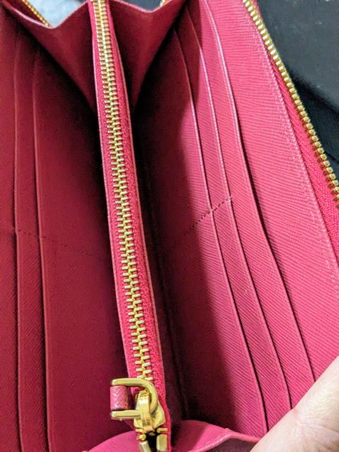 ���������@���i�@�قږ��g�p�@PRADA�@�T�t�B�A�[�m ���U�[�@�����z �� �u�����h�� 