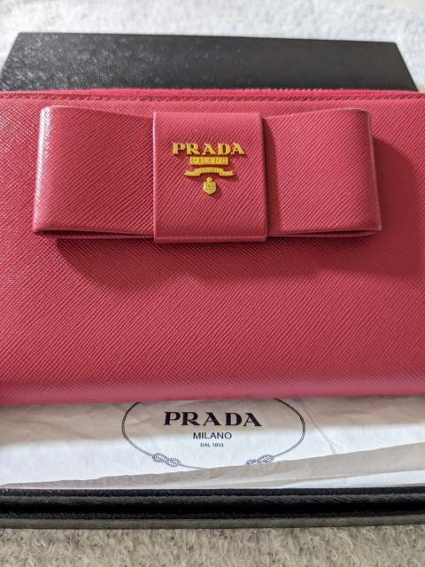 ���������@���i�@�قږ��g�p�@PRADA�@�T�t�B�A�[�m ���U�[�@�����z �� �u�����h�� 