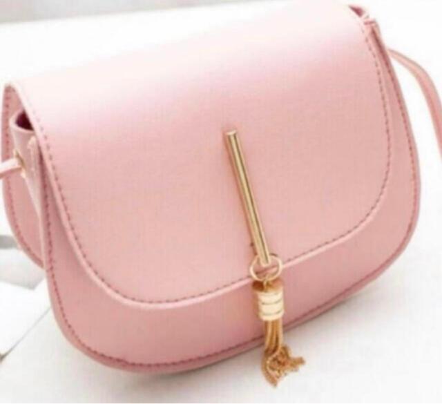 b190ショルダーバック ピンク < 女性ファッション  b190ショルダーバック ピンク  < 女性ファッションの