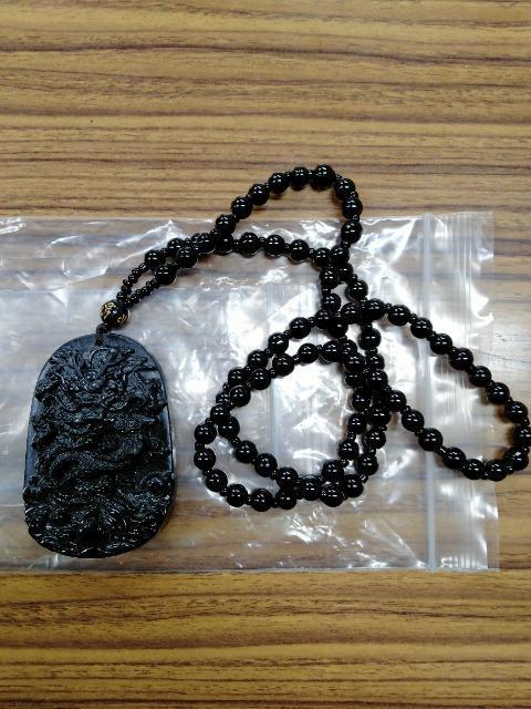 猛龍  石ネックレス < 男性アクセサリー/時計  猛龍  石ネックレス < 男性アクセサリー/時計の