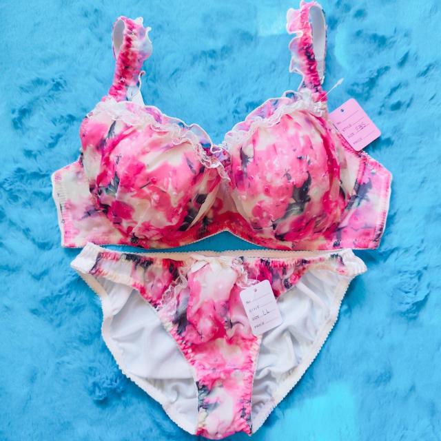 透けシフォンがエロカワッ。。F85×LL。。。フラワー柄ブラジャー&ショーツセット。。グラマー大きいサイズ お花柄。。。 < 女性ファッション  透けシフォンがエロカワッ。。F85×LL。。。フラワー柄ブラジャー&ショーツセット。。グラマー大きいサイズ お花柄。。。  < 女性ファッションの