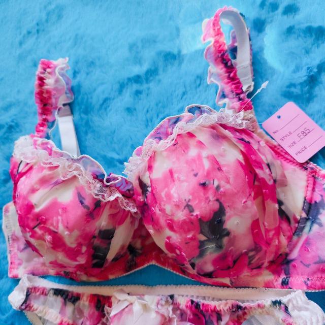 透けシフォンがエロカワッ。。F85×LL。。。フラワー柄ブラジャー&ショーツセット。。グラマー大きいサイズ お花柄。。。 < 女性ファッション  透けシフォンがエロカワッ。。F85×LL。。。フラワー柄ブラジャー&ショーツセット。。グラマー大きいサイズ お花柄。。。 < 女性ファッションの
