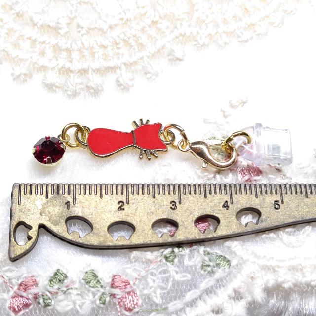 ハンドメイド☆コネクターキャップ☆type-C専用☆猫 赤 < 女性ファッション ハンドメイド☆コネクターキャップ☆type-C専用☆猫 赤 < 女性ファッションの