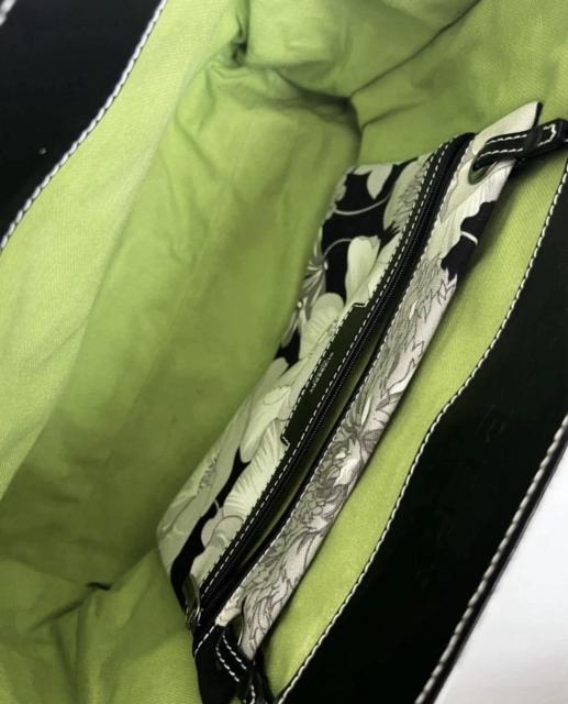 バーバリー ロンドン 花柄 ストライプ トートバッグ ポーチ付き < ブランド バーバリー ロンドン 花柄 ストライプ トートバッグ ポーチ付き < ブランドの