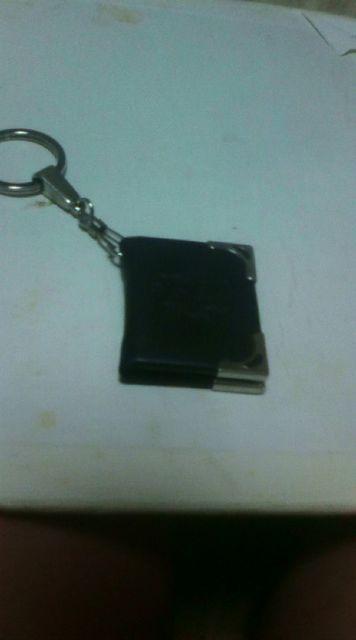 イ・ビョンホン写真入りブック型2枚入りキーホルダー < タレントグッズ  イ・ビョンホン写真入りブック型2枚入りキーホルダー < タレントグッズの