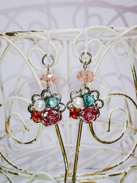 お花ローズバラチェコグリーンパールレッドジルコニア樹脂ピアス < 女性アクセサリー/時計  お花ローズバラチェコグリーンパールレッドジルコニア樹脂ピアス < 女性アクセサリー/時計の