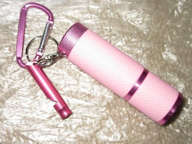 未使用☆LEDライト&ホイッスル*緊急時*カラビナフック付 < 女性ファッション  未使用☆LEDライト&ホイッスル*緊急時*カラビナフック付 < 女性ファッションの