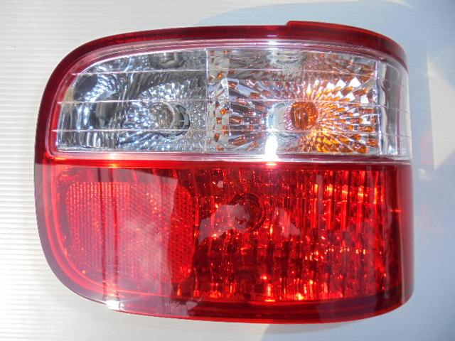 ホンダ ザッツ ABA-JD1 テールライトテールランプテールレンズ右 < 自動車/バイク ホンダ ザッツ ABA-JD1 テールライトテールランプテールレンズ右 < 自動車/バイク