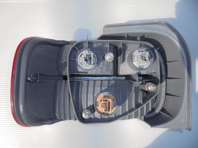 ホンダ ザッツ ABA-JD1 テールライトテールランプテールレンズ右 < 自動車/バイク ホンダ ザッツ ABA-JD1 テールライトテールランプテールレンズ右 < 自動車/バイク