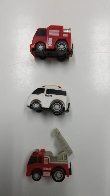 ミニ!?チョロQ♪消防車2台&救急車の計3台セット♪ < ホビー  ミニ!?チョロQ♪消防車2台&救急車の計3台セット♪ < ホビーの