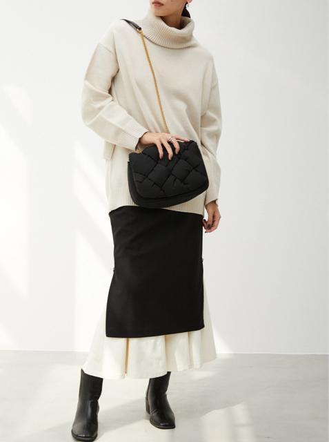 雑誌掲載●定価9,350円【美品】ボンディングメッシュチェーンバッグ●黒ブラック●ショルダーバッグ●美人百科 GISELs 韓国 < ブランド  雑誌掲載●定価9,350円【美品】ボンディングメッシュチェーンバッグ●黒ブラック●ショルダーバッグ●美人百科 GISELs 韓国 < ブランドの