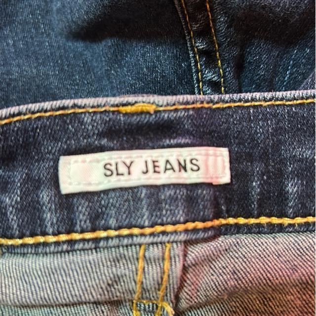 SLY JEANS   22C` fju[cJbg Lk  uh 