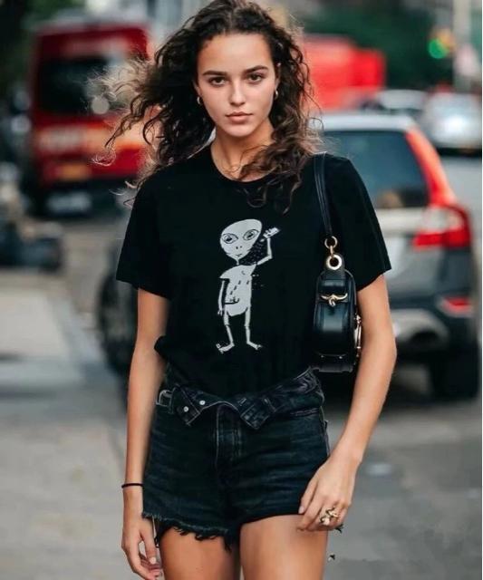 美品 alexanderwang デニム ショートパンツ アレキサンダーワン < ブランド 美品 alexanderwang デニム ショートパンツ アレキサンダーワン < ブランドの