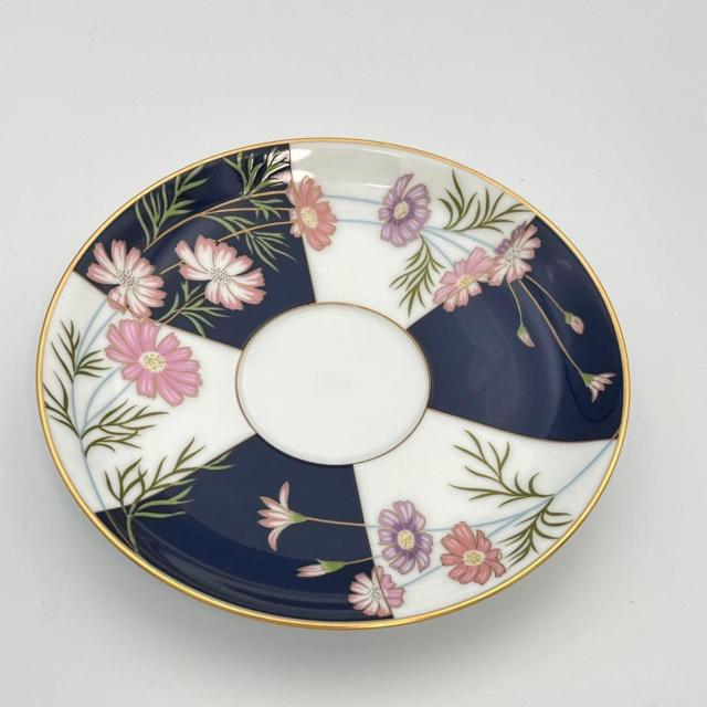 美品 香蘭社 ティーカップ&ソーサー ソーサーのみ 皇居の花シリーズ 葉月 コスモス 秋桜 限定品 1984年 < インテリア/ライフ 美品 香蘭社 ティーカップ&ソーサー ソーサーのみ 皇居の花シリーズ 葉月 コスモス 秋桜 限定品 1984年 < インテリア/ライフの