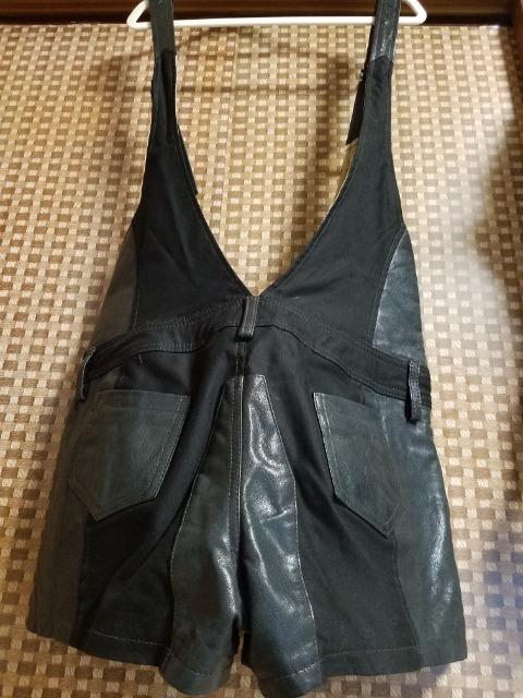 超美品☆アヴィレックス《革×綿コンビ》黒ホットパンツ☆格好可愛♪♪ < ブランド  超美品☆アヴィレックス《革×綿コンビ》黒ホットパンツ☆格好可愛♪♪ < ブランドの