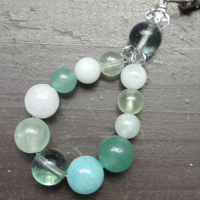 アベンチュリンxアマゾナイトxプレナイトxグリーンフローライトx本翡翠ストラップ < 家電/AV アベンチュリンxアマゾナイトxプレナイトxグリーンフローライトx本翡翠ストラップ < 家電/AVの