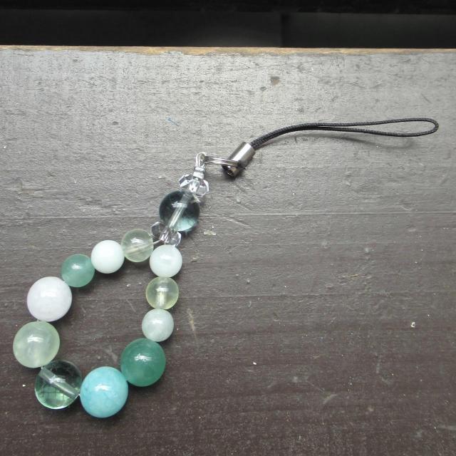 アベンチュリンxアマゾナイトxプレナイトxグリーンフローライトx本翡翠ストラップ < 家電/AV アベンチュリンxアマゾナイトxプレナイトxグリーンフローライトx本翡翠ストラップ < 家電/AVの