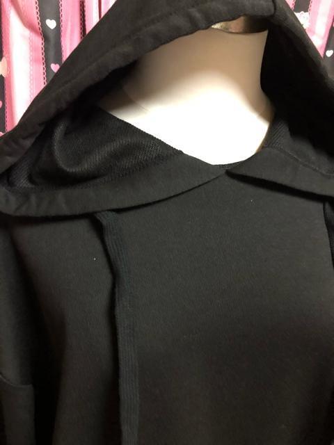 新品タグ無し★3L★裏起毛あり★袖空きシンプルパーカー★黒 < 女性ファッション  新品タグ無し★3L★裏起毛あり★袖空きシンプルパーカー★黒 < 女性ファッションの