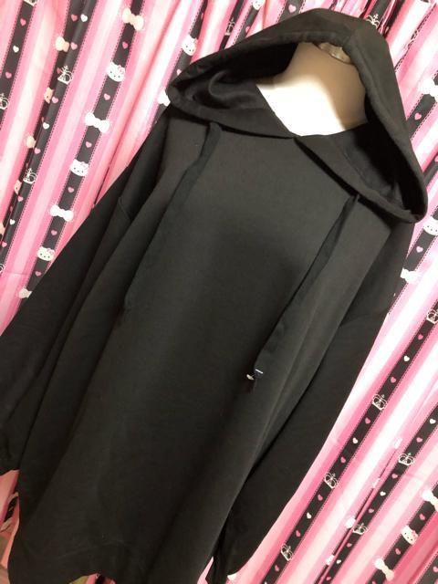 新品タグ無し★3L★裏起毛あり★袖空きシンプルパーカー★黒 < 女性ファッション  新品タグ無し★3L★裏起毛あり★袖空きシンプルパーカー★黒 < 女性ファッションの