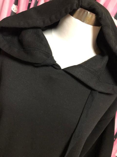 新品タグ無し★3L★裏起毛あり★袖空きシンプルパーカー★黒 < 女性ファッション  新品タグ無し★3L★裏起毛あり★袖空きシンプルパーカー★黒 < 女性ファッションの