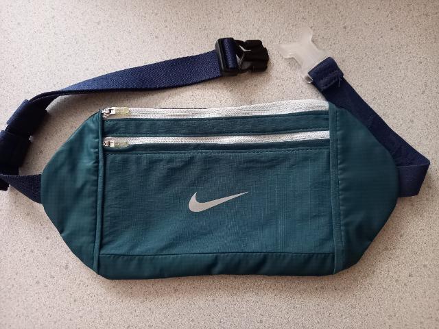 新品!激安70%オフ、NIKE、ウエストポーチ(緑、ラージ) < 女性ファッション  新品!激安70%オフ、NIKE、ウエストポーチ(緑、ラージ) < 女性ファッションの