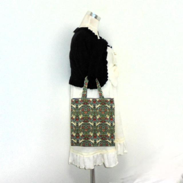 ��������Ǝ����؂��񂱃g�[�g�o�b�O��Antique Flower��forest animals���G�R�o�b�O�@�T�u�o�b�O �� �����t�@�b�V������ 