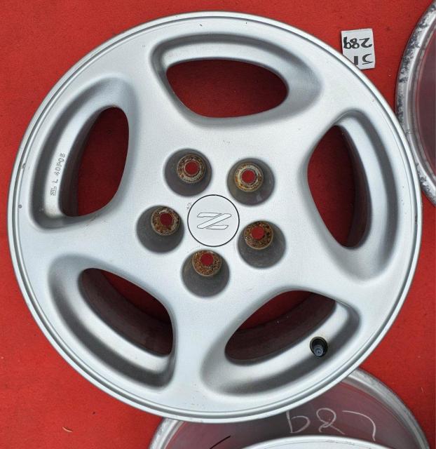 ニッサン フェアレディZ Z32 純正 ホイール 4本 16インチ 7.5J-16 PCD114.3 5穴 +45 ハブ66 < 自動車/バイク ニッサン フェアレディZ Z32 純正 ホイール 4本 16インチ 7.5J-16 PCD114.3 5穴 +45 ハブ66 < 自動車/バイク