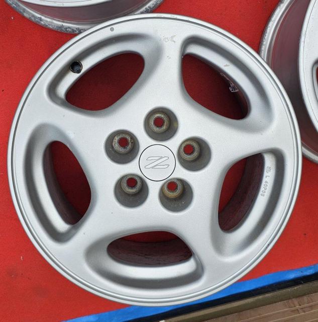 ニッサン フェアレディZ Z32 純正 ホイール 4本 16インチ 7.5J-16 PCD114.3 5穴 +45 ハブ66 < 自動車/バイク ニッサン フェアレディZ Z32 純正 ホイール 4本 16インチ 7.5J-16 PCD114.3 5穴 +45 ハブ66 < 自動車/バイク