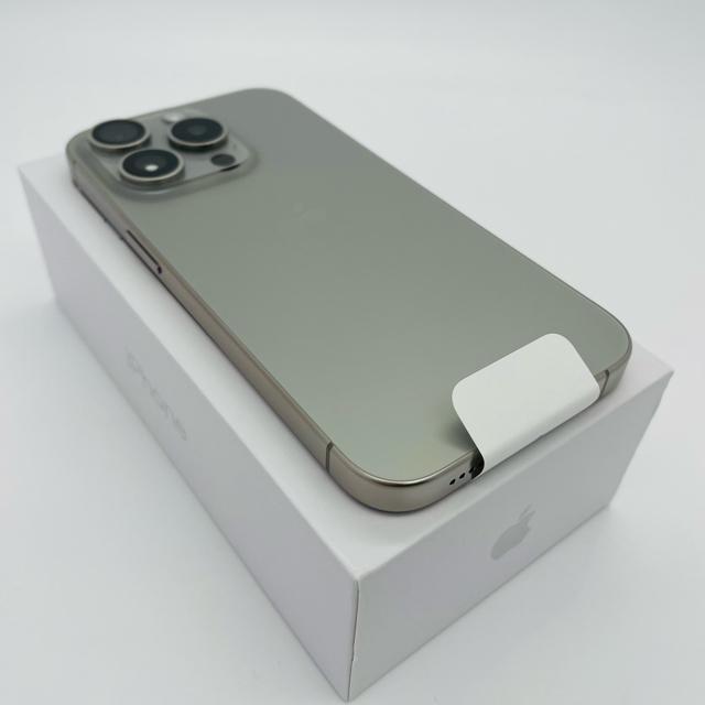 gp iPhone 15 Pro 256 GB SIMt[ {
