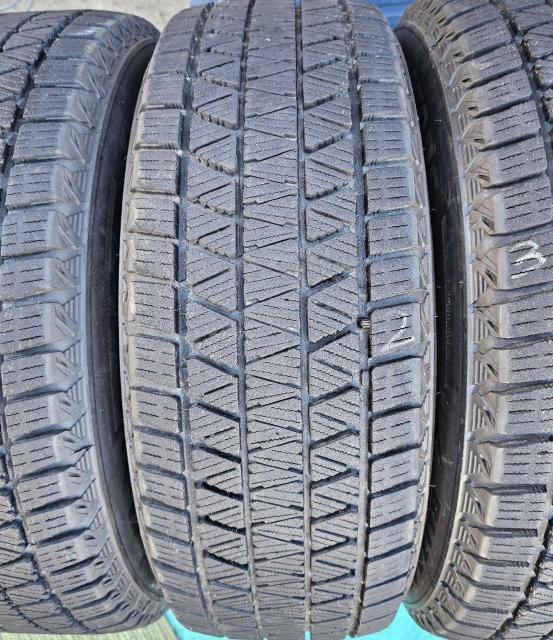 oaIN21oR@BRIDGESTONE BLIZZAK DM-V3 @ 17C`X^bhX^C225/65R17  /oCN