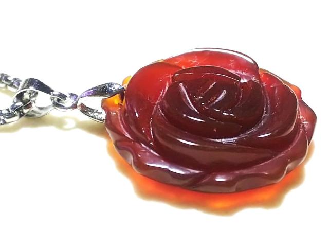 天然石★赤瑪瑙 薔薇彫り ペンダント < 女性アクセサリー/時計 天然石★赤瑪瑙 薔薇彫り ペンダント < 女性アクセサリー/時計の