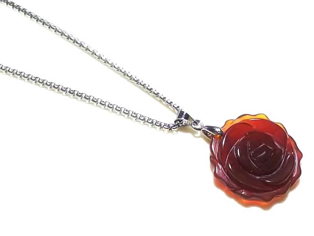 天然石★赤瑪瑙 薔薇彫り ペンダント < 女性アクセサリー/時計 天然石★赤瑪瑙 薔薇彫り ペンダント < 女性アクセサリー/時計の