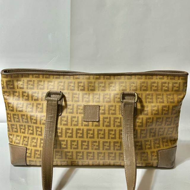 FENDI フェンディ ズッカ柄 ヴィンテージ トートバッグ ブラウン < ブランド FENDI フェンディ ズッカ柄 ヴィンテージ トートバッグ ブラウン < ブランドの