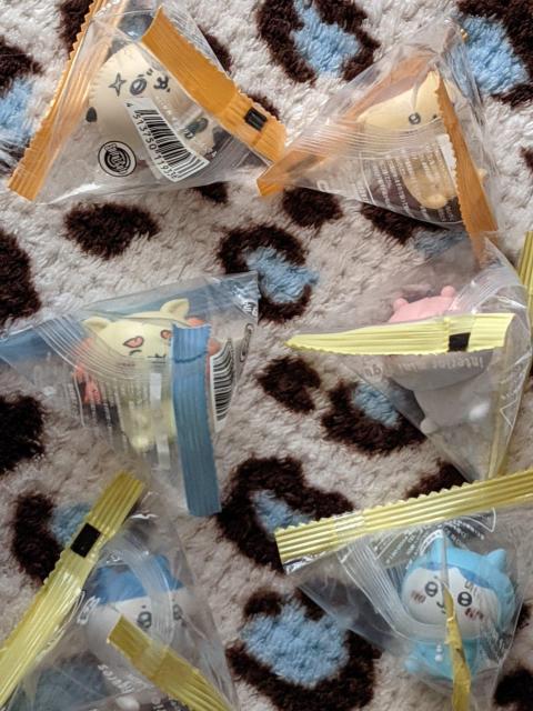 ちいかわ  モモンガBIGぬいぐるみ&インテリアミニフィギュア F点セット  ちいかわ ハチワレ くりまんじゅう ハチワレパジャマ < アニメ/コミック/キャラクター  ちいかわ  モモンガBIGぬいぐるみ&インテリアミニフィギュア F点セット  ちいかわ ハチワレ くりまんじゅう ハチワレパジャマ < アニメ/コミック/キャラクターの