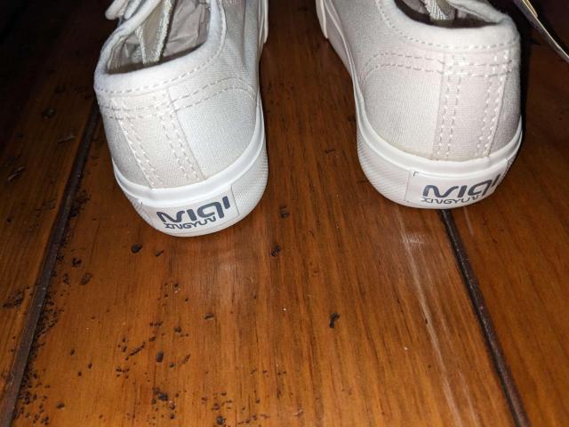 新品 16cm スニーカー ホワイト レディース キッズ 靴 シューズ < キッズ/ベビー  新品 16cm スニーカー ホワイト レディース キッズ 靴 シューズ < キッズ/ベビーの