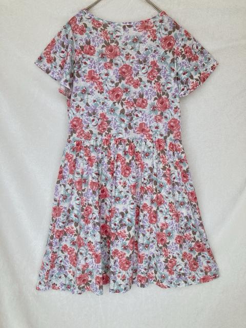 NICE CLAUP ナイスクラップ 花柄 半袖ひざ丈 ワンピース F N2m < ブランド  NICE CLAUP ナイスクラップ 花柄 半袖ひざ丈 ワンピース F N2m < ブランドの