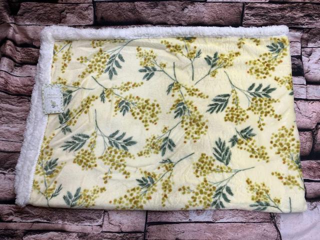 送料無料!フランネル素材で肌触り抜群!【ミモザ】裏シープボアタッチ ハーフブランケット(画像から)1枚 < インテリア/ライフ 送料無料!フランネル素材で肌触り抜群!【ミモザ】裏シープボアタッチ ハーフブランケット(画像から)1枚 < インテリア/ライフの