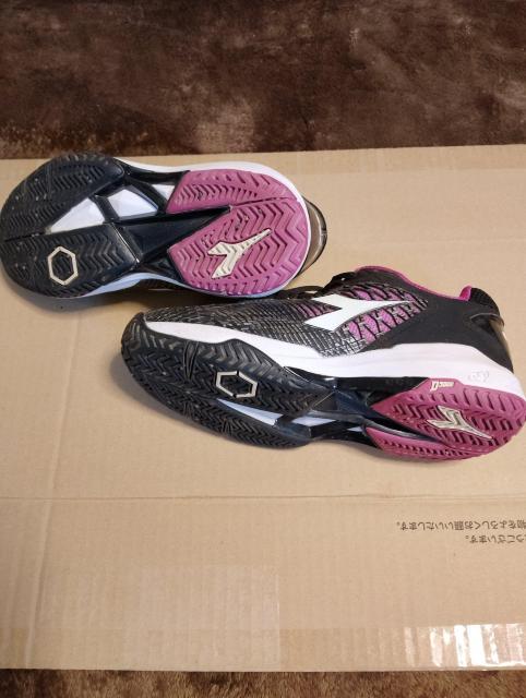 ディアドラテニスシューズ☆サイズ23 < レジャー/スポーツ ディアドラテニスシューズ☆サイズ23 < レジャー/スポーツの