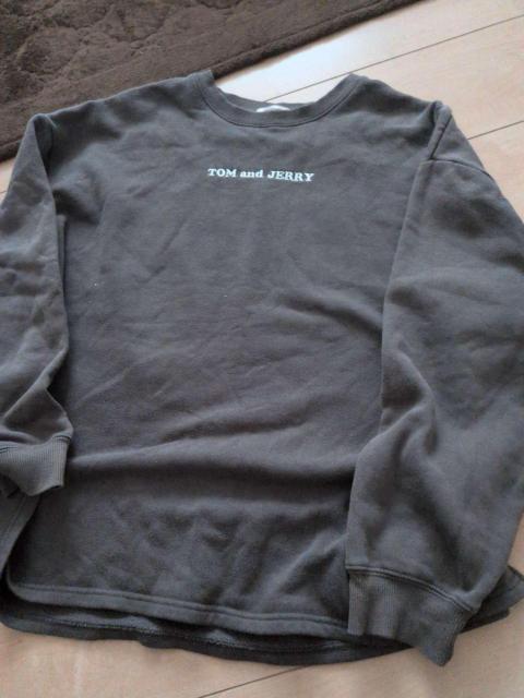 トムとジェリー 長袖スウェットシャツ < 女性ファッション トムとジェリー 長袖スウェットシャツ < 女性ファッションの